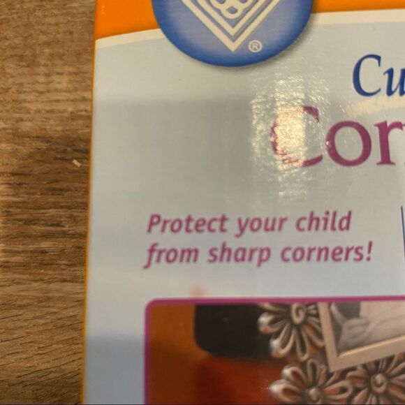 Child Proof Cushiony Corner Guards Tan Set of 4 - Picture 10 of 14